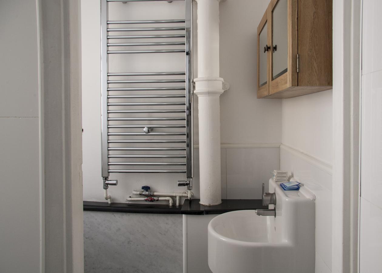 Caledonian Studio Flats London Room photo