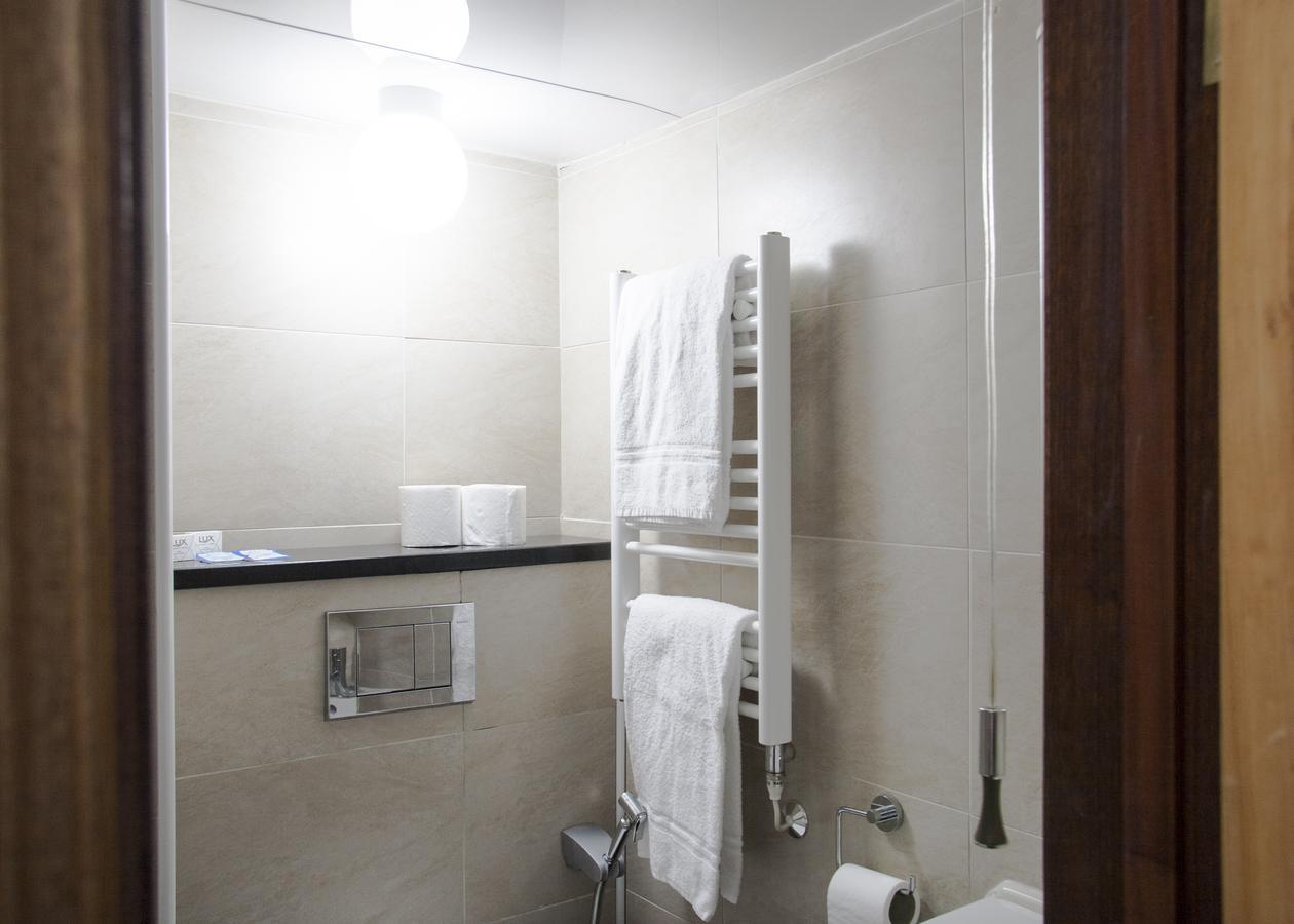 Caledonian Studio Flats London Room photo
