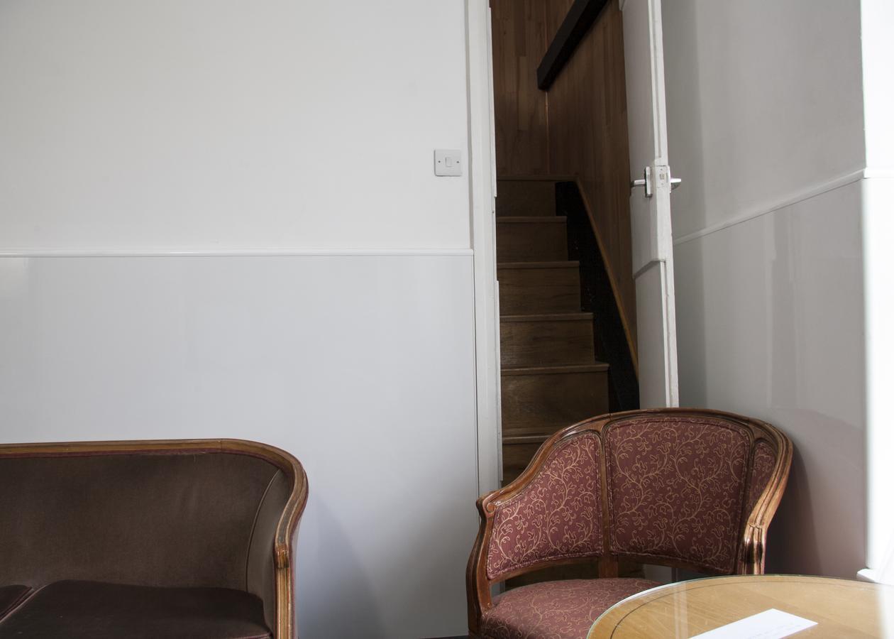 Caledonian Studio Flats London Room photo