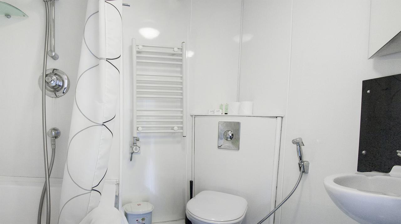 Caledonian Studio Flats London Room photo