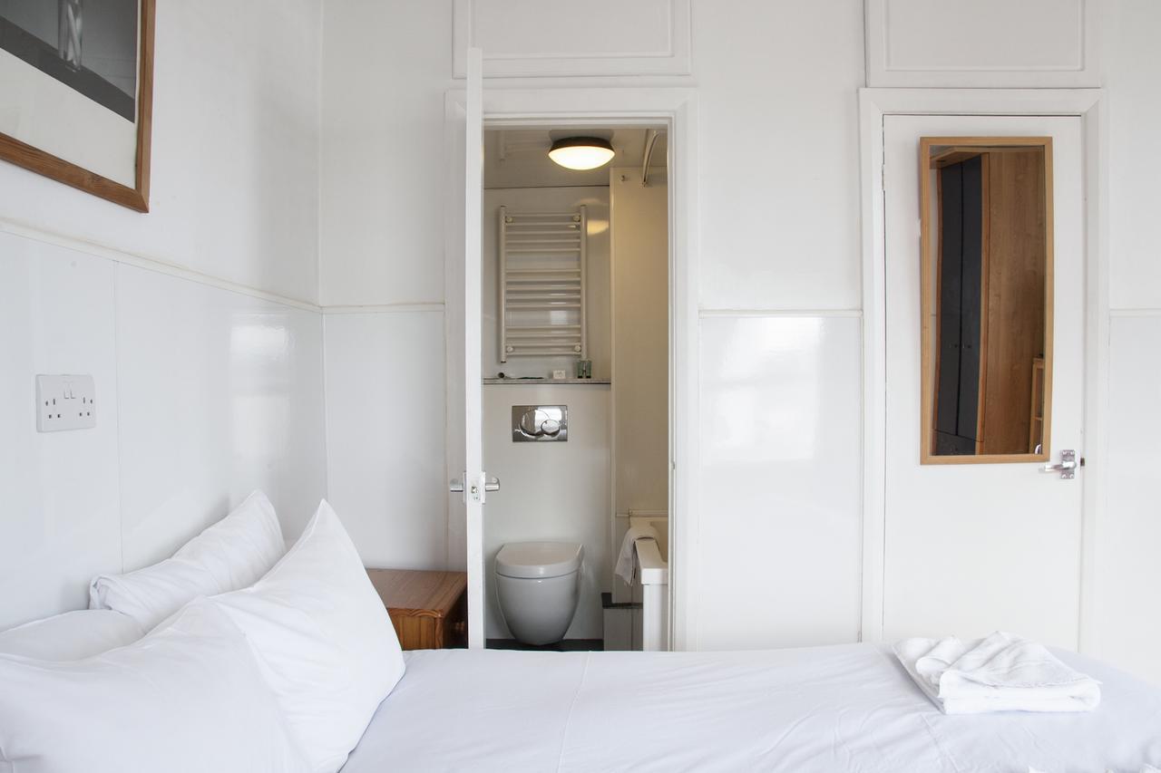 Caledonian Studio Flats London Room photo