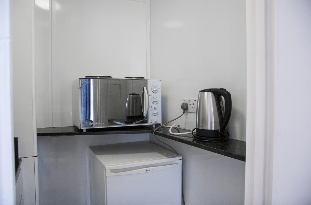 Caledonian Studio Flats London Room photo